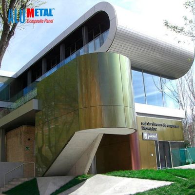 Nacreous 5000mm 3mm de Comités van de Aluminium Buitenmuur Samengestelde Weerstand van de Bekledingsslijtage