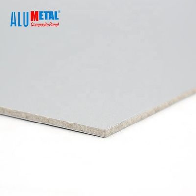0.06mm Vuurvast Aluminium Samengesteld Comité 1570mm Architecturale Buiten Nacreous Muurcomités