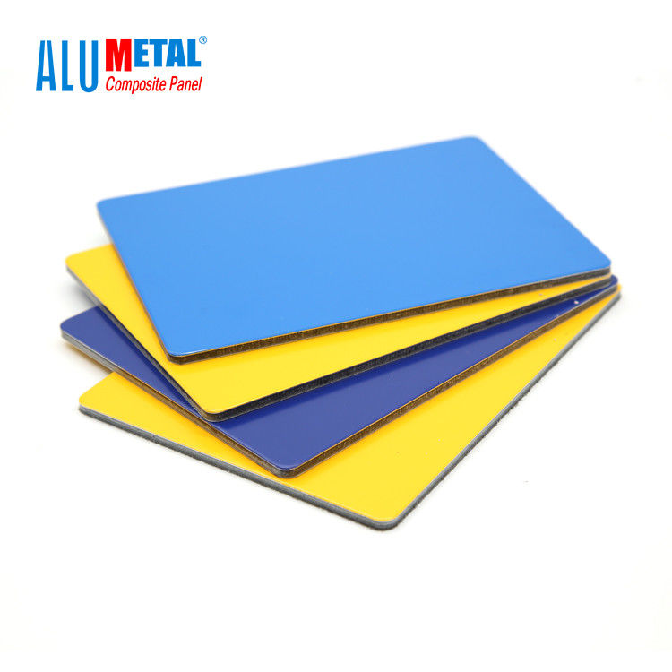 0.5mm de Buitenacs van de de Muurbekleding van het Aluminiumblad Vuurvaste Kern 1220 X 2440 Mm