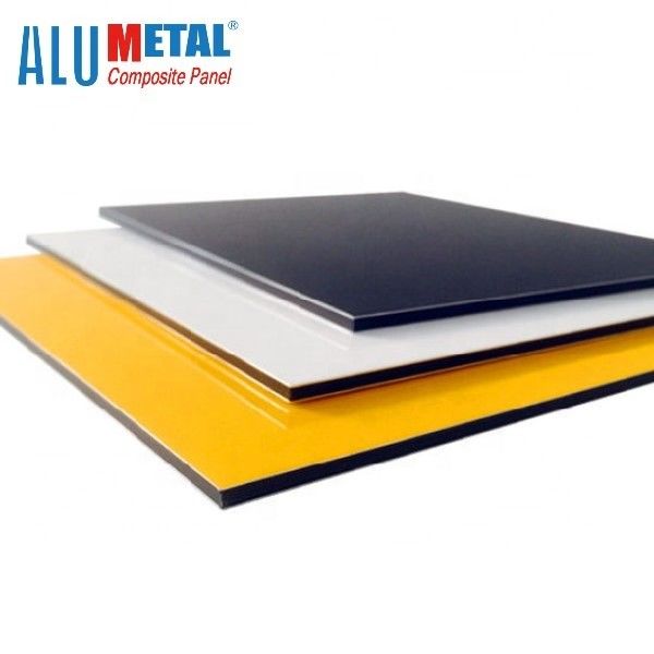 0.4MM 1250mm Brand Geschatte Aluminium Samengestelde Comité schilderde PE het Zwarte Blad AA3003 van ACS