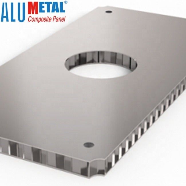 A2 2.5mm 2200mm het Comité van de Aluminiumhoningraat Samengesteld de Vormbewijs van het Blad Openlucht4x8 Blad